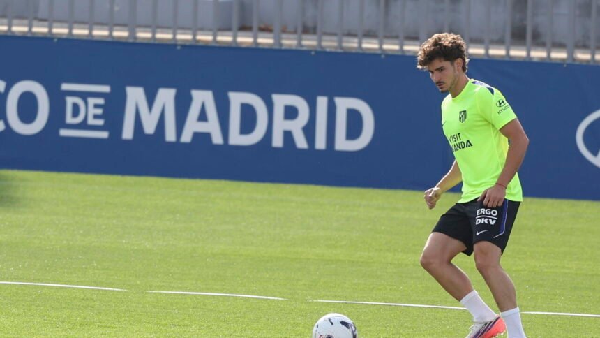 Julian Alvarez vuole il Barcellona e salta ancora l'allenamento - Calcio