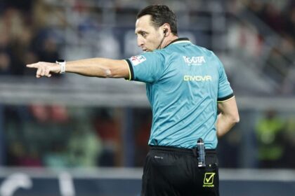 continua momento nero per gli arbitri