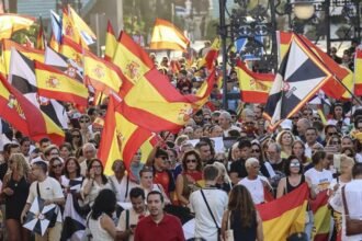 prima la protesta in campo e poi la sconfitta. Sono ultimi a zero punti