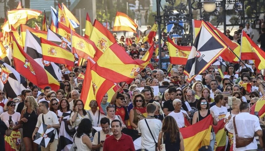 prima la protesta in campo e poi la sconfitta. Sono ultimi a zero punti