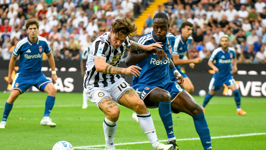 Il Como sbatte contro l'Udinese e la traversa, 1-1 alla prima - Calcio