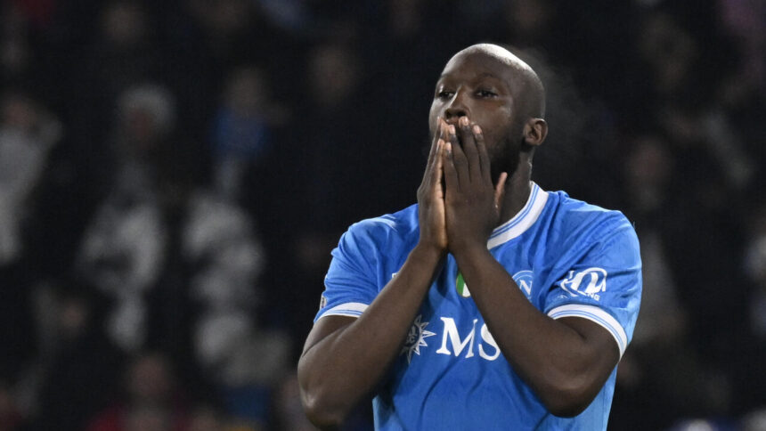 Napoli cantiere aperto. Lukaku verso il Fenerbahce, caccia a un difensore - Calcio