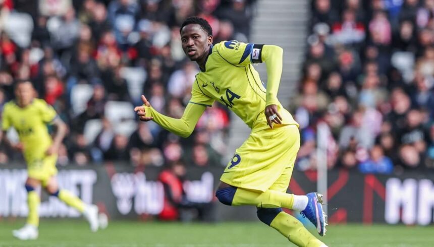 dopo il no a Kessié arriva Sarr, Roma all’assalto di Gittens. Milan, Gimenez ai saluti