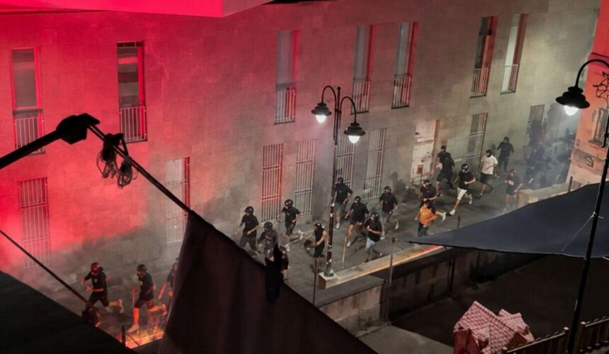 scontri violenti tra tifosi, il video è virale