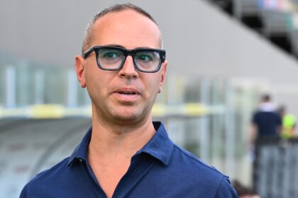 il furioso attacco di Criscitiello e la minaccia. La replica del sindaco