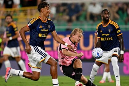 disastro Geubbels, passa il Palermo. Show di Adzic col Sassuolo