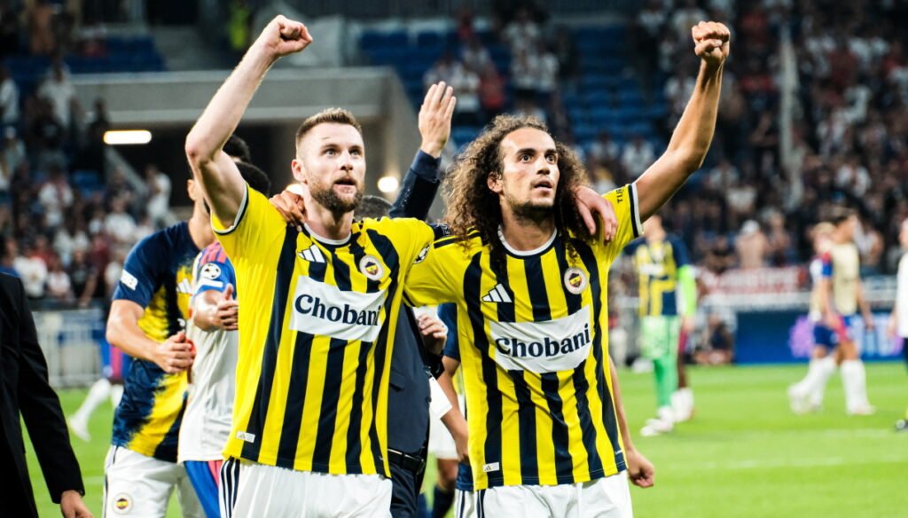 Fonseca fuori, Lukaku in Champions. Guendouzi scatena una rissa