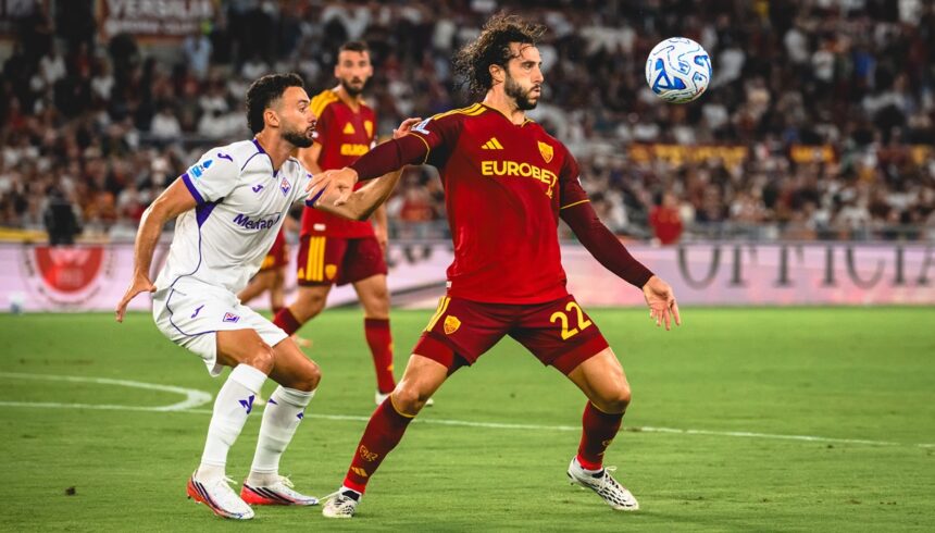 Roma-Fiorentina, bufera per la manata di Hermoso a Mastantuono prima del gol di Malen: arbitro e Var convalidano