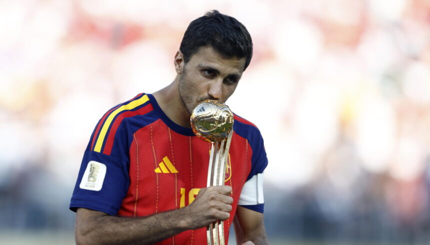 PSG, il capriccio di Luis Enrique aiuta il Napoli. Rodri ha scelto il Barça, Maresca vuole Enzo Fernandez