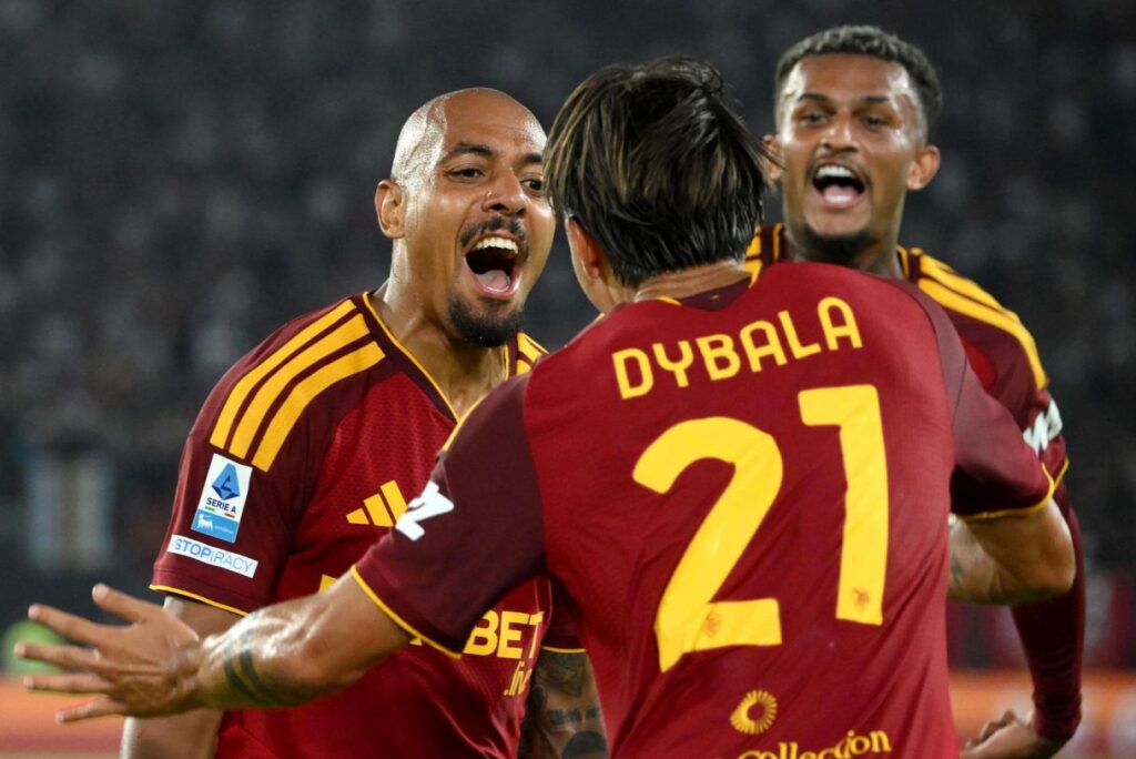 Dybala ispira, Malen conclude, lampi di Rodrigo Mora. Mastantuono non basta a Grosso