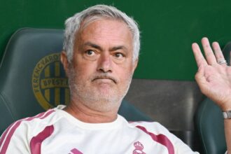 Mourinho, la frecciata a Guardiola sull’anno sabbatico e la stanchezza