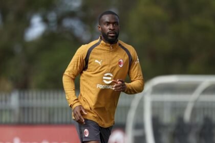 Milan, Tomori reintegrato. Sarà lui il rinforzo last minute in difesa