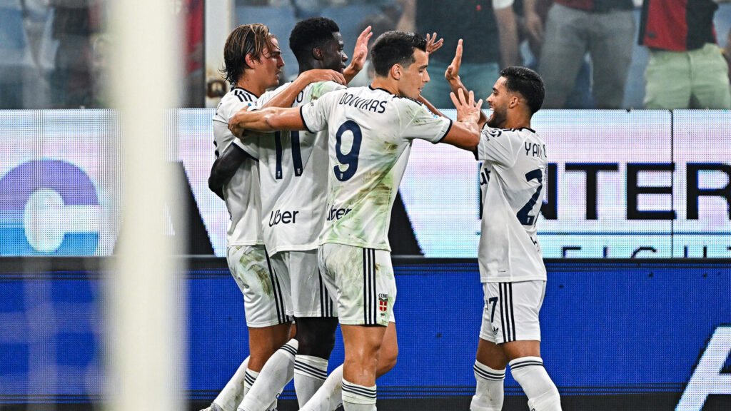È un Como da sogno, 4-1 al Genoa e capolista per una notte - Calcio