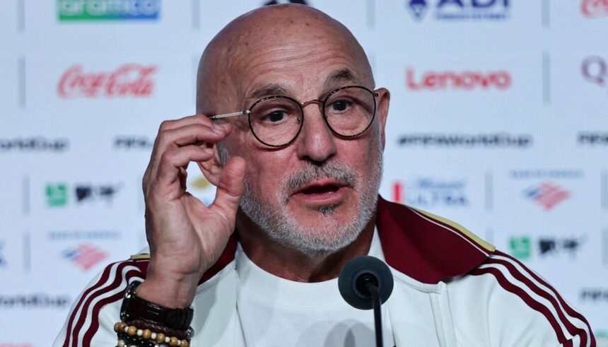 i campioni del mondo in visita con la coppa per solidarietà