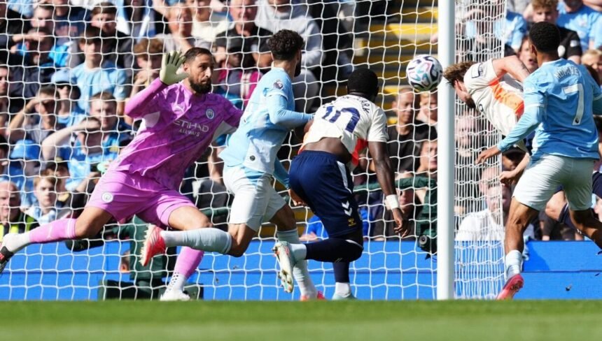 Donnarumma avvio da incubo col Coventry poi salva Maresca con una parata sovrannaturale