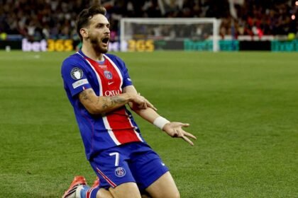 “Deve andare al PSG”. Ma il premio a Kvaratskhelia sarebbe un problema