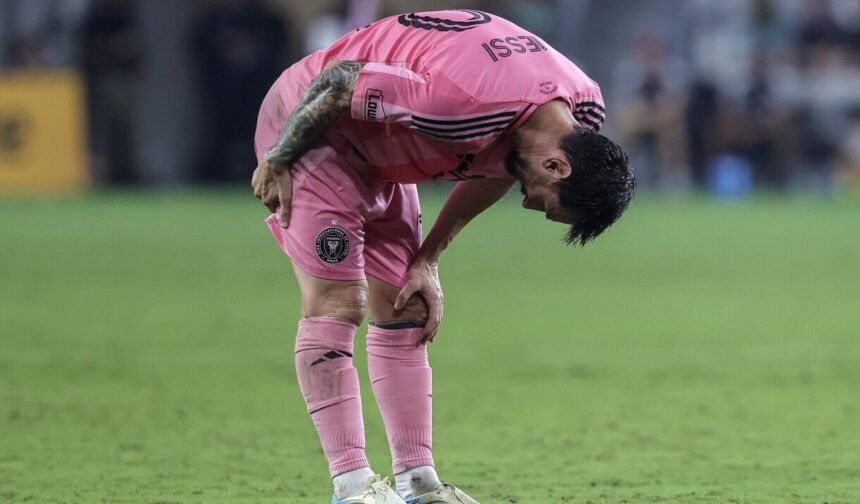 Messi, il primo ballo dopo l’addio alla Nazionale rovinato da temporali, arbitro e Tata Martino
